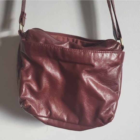 GAL Small Dark Red Purse Soft Faux Leather Adustable Strap Multiple Pockets - Picture 4 of 11